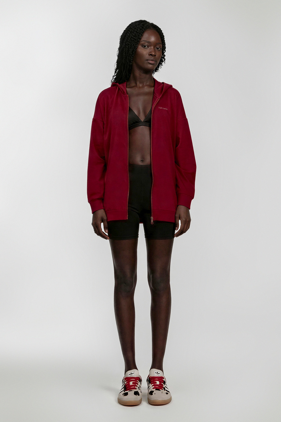 ΖΑΚΕΤΑ ΒΑΜΒΑΚΕΡΗ OVERSIZED ΜΕ ΚΟΥΚΟΥΛΑ