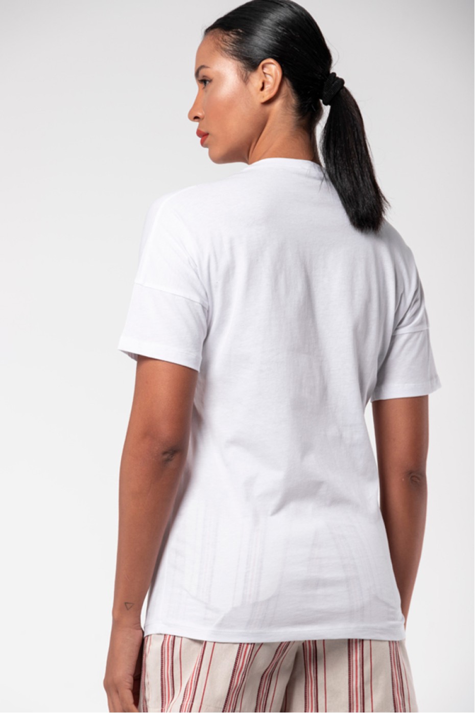 T-SHIRT ΜΕ ΣΤΑΜΠΑ H