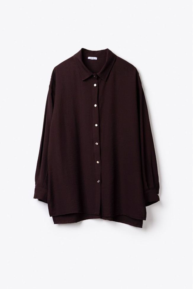 ΠΟΥΚΑΜΙΣΟ OVERSIZED ΜΕ ΠΙΣΩ ΠΙΕΤΑ